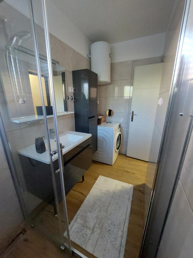 Anago Apartments زادار المظهر الخارجي الصورة