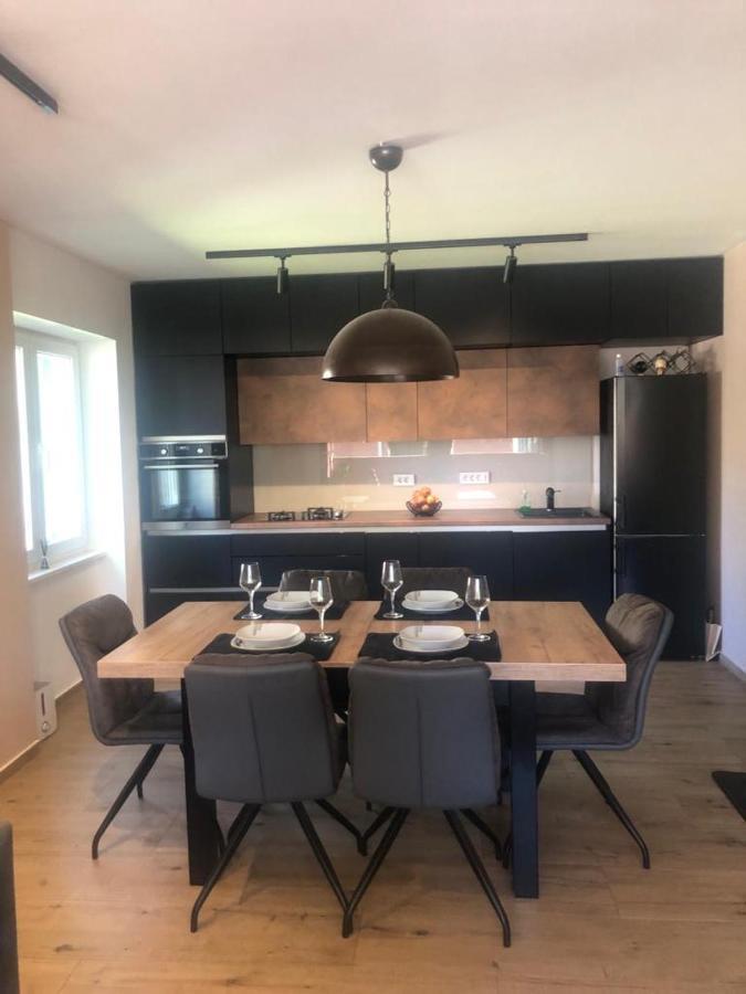 Anago Apartments زادار المظهر الخارجي الصورة